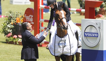 Laura Renwick and MHS Washington unbeatable in opening CSI5* 1.45m Volvo Trophy!